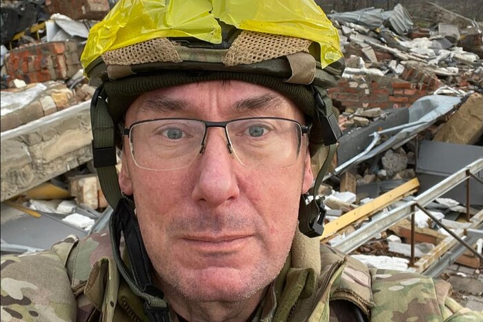 Юрий Луценко: украинский политик, экс-генеральный прокурор и волонтер. Где он сейчас?