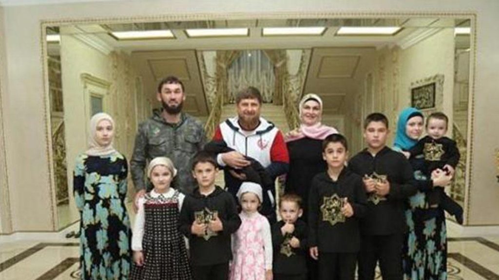 Сколько Детей У Усика: Личная Жизнь и Семья Чемпиона
