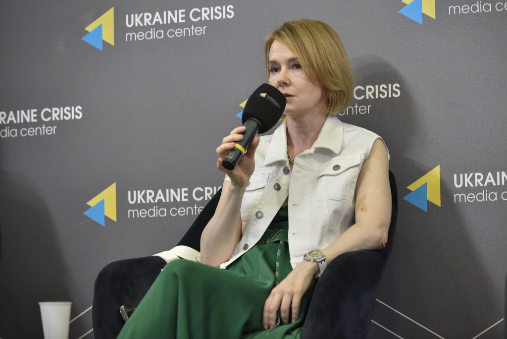 Лана Зеркаль: национальность и путь в дипломатии