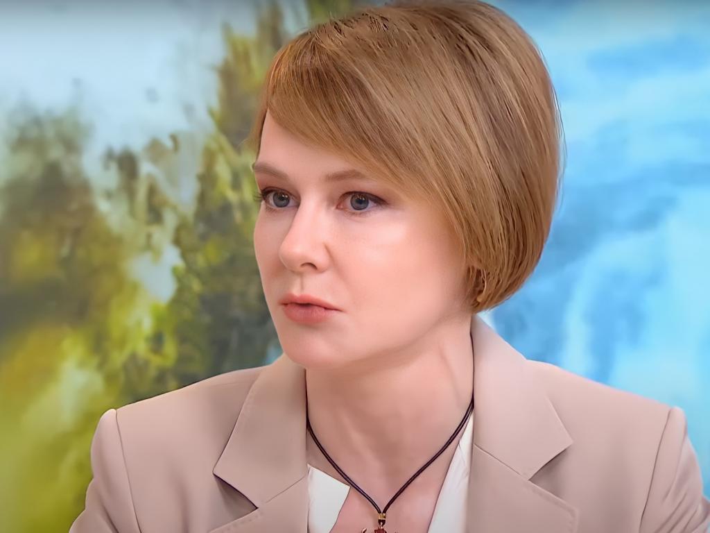 Лана Зеркаль: национальность и путь в дипломатии