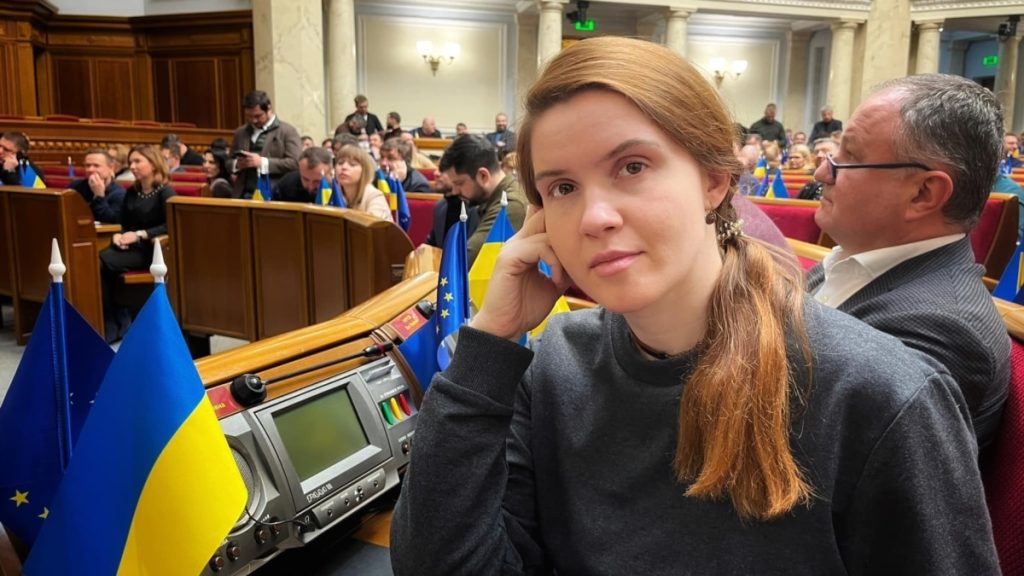 Мар'Яна Безугла Особисте Життя: Біографія, Кар'єра та Родина