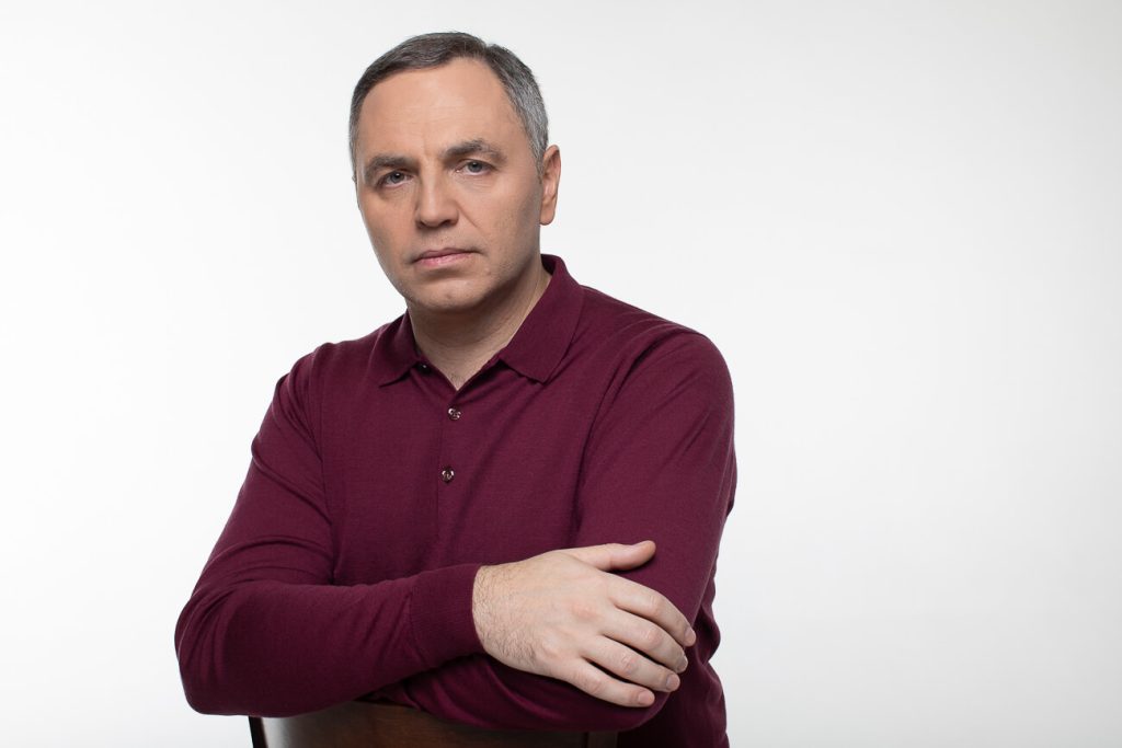 Хто Такий Портнов: Біографія, Кар'єра та Особисте Життя