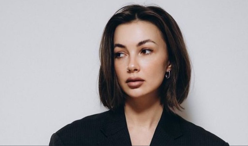 Дружина Віктора Розового: жизнь, творчество и роль в судьбе драматурга