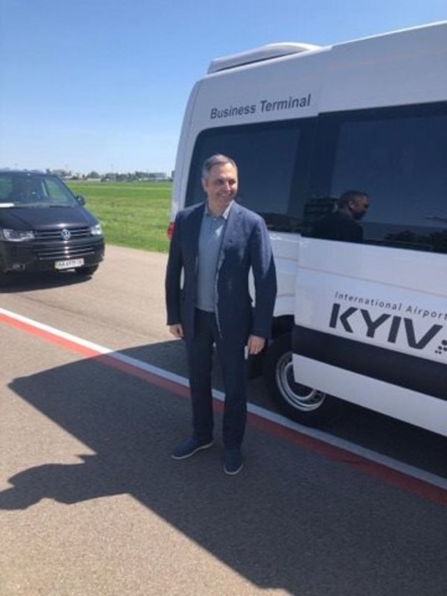 Хто Такий Портнов: Біографія, Кар'єра та Особисте Життя