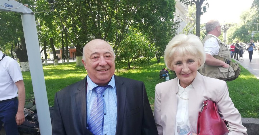 Родители Зеленского: Александр и Римма Зеленские – биография и жизненный путь