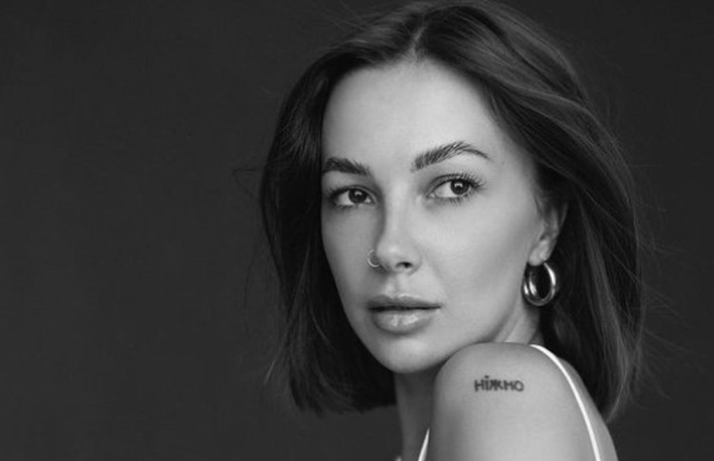 Дружина Віктора Розового: жизнь, творчество и роль в судьбе драматурга