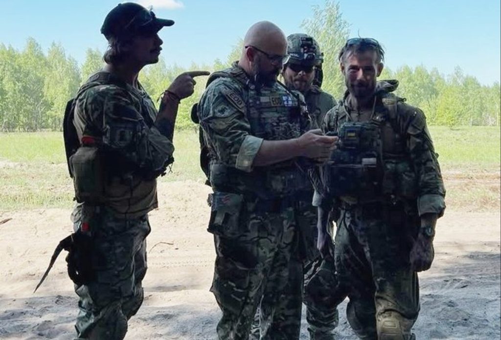 Двоюрідний Брат Джей Ді Венса: Біографія та Життєвий Шлях