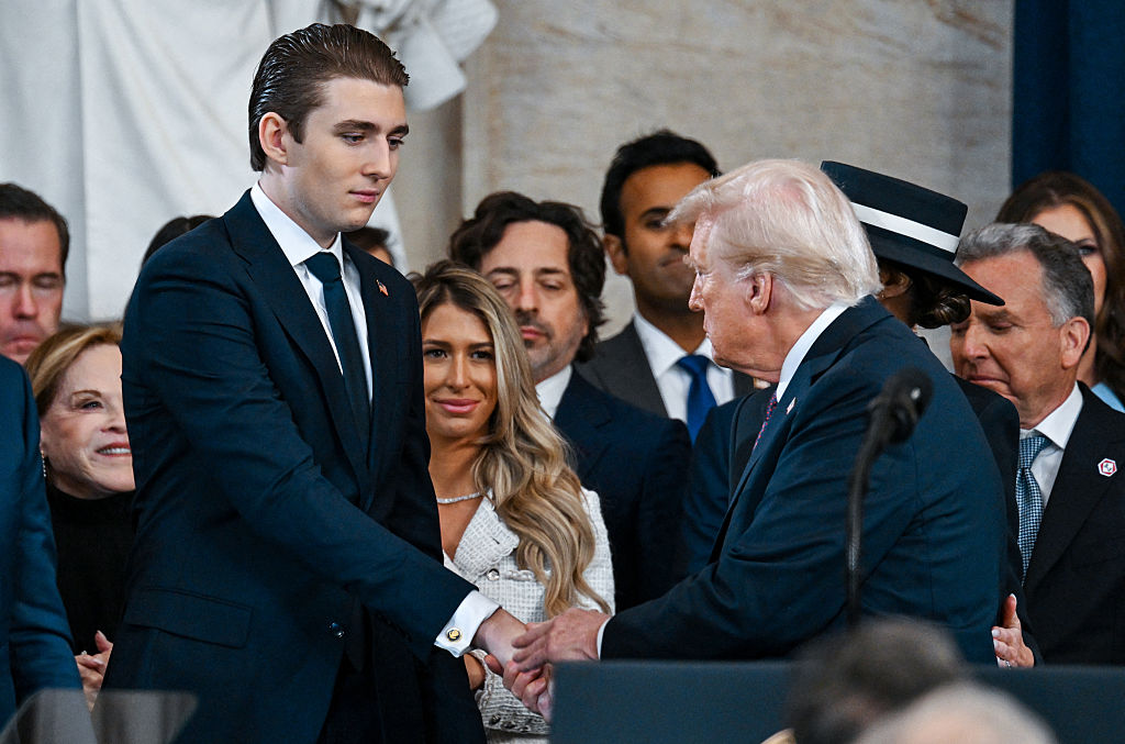 Беррон Трамп Зріст: подробный обзор биографии, личной жизни и развития