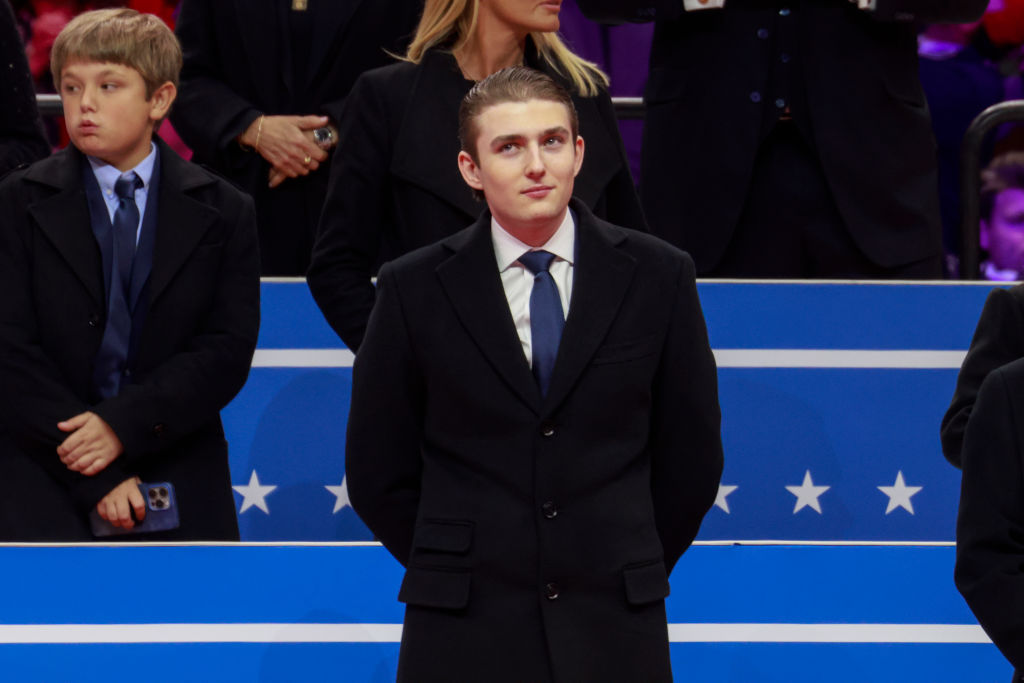Беррон Трамп Зріст: подробный обзор биографии, личной жизни и развития