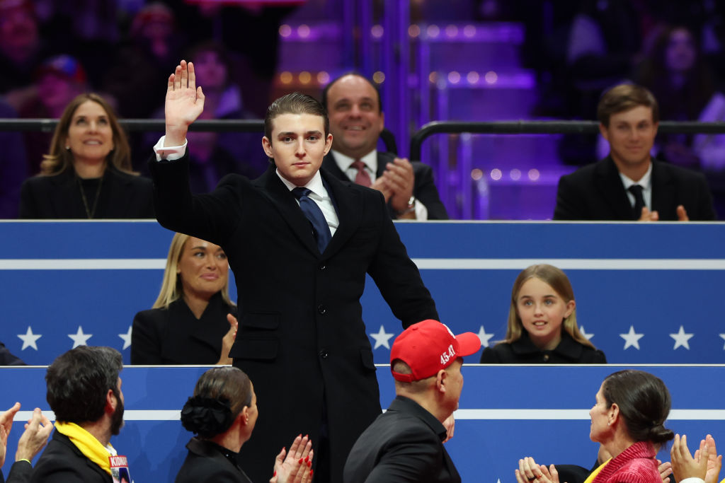Беррон Трамп Зріст: подробный обзор биографии, личной жизни и развития