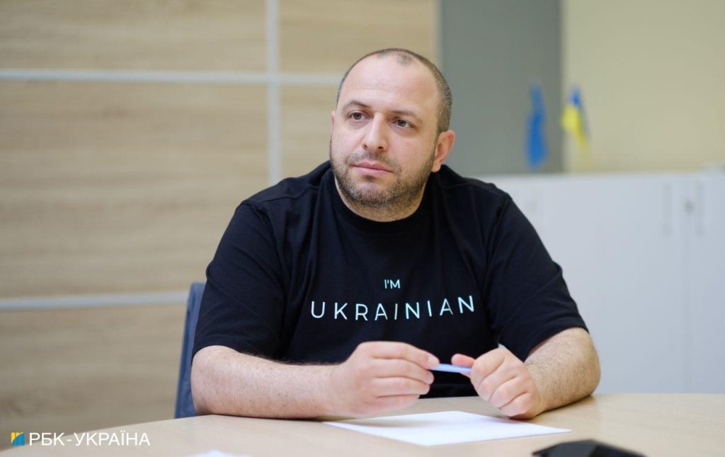 Рустем Умеров Жена Фото: детали личной жизни и карьеры